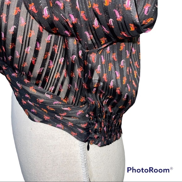 Zara Crop Twist Top Paisley Long Sleeve black red medium - Picture 5 of 6